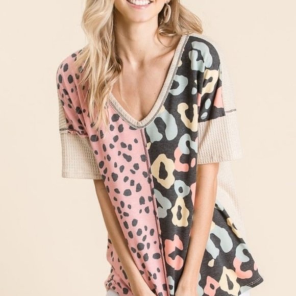 023 Cozy V neck leopard print reverse stitch top - Picture 11 of 13